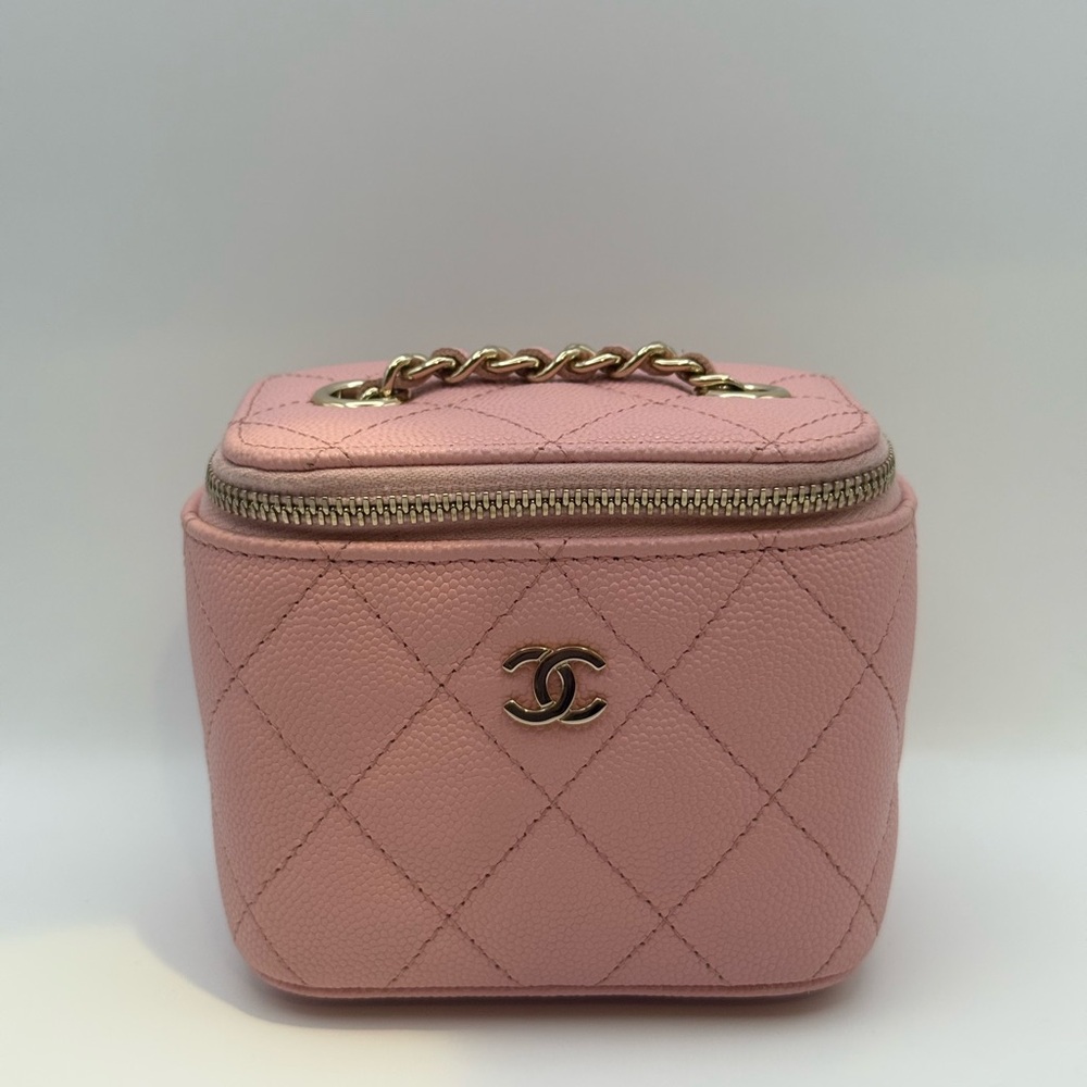 CHANEL Caviar Quilted Mini Vanity Case with Chain in Light Pink